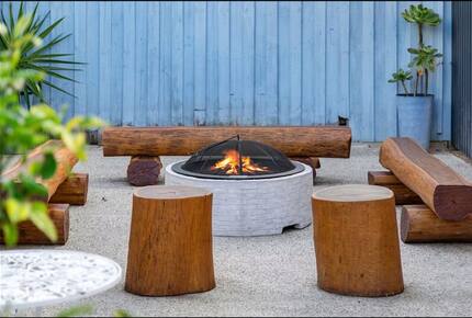 Large Group Coastal Living with Alfresco Flow - Capel Sound, Australia