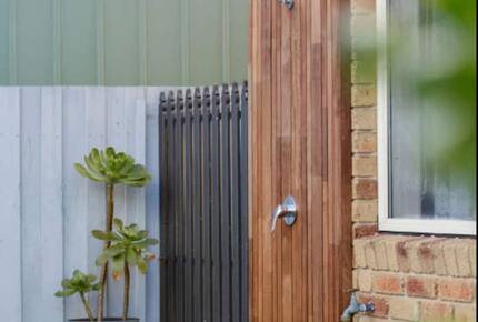 Large Group Coastal Living with Alfresco Flow - Capel Sound, Australia