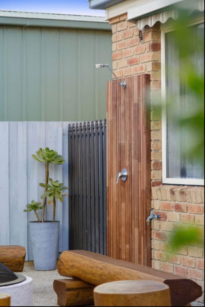 Large Group Coastal Living with Alfresco Flow - Capel Sound, Australia