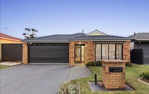 Large Group Coastal Living with Alfresco Flow - Capel Sound, Australia