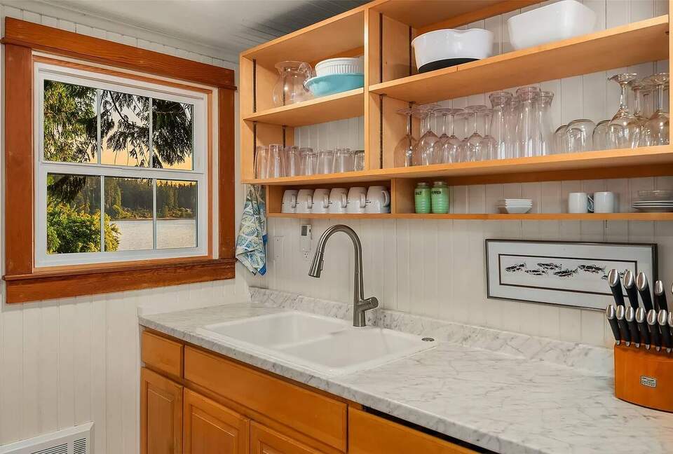 Fern Cove Waterfront Escape on Vashon Island - Vashon, Washington