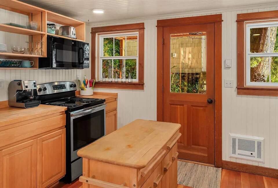 Fern Cove Waterfront Escape on Vashon Island - Vashon, Washington