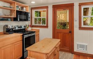 Fern Cove Waterfront Escape on Vashon Island - Vashon, Washington