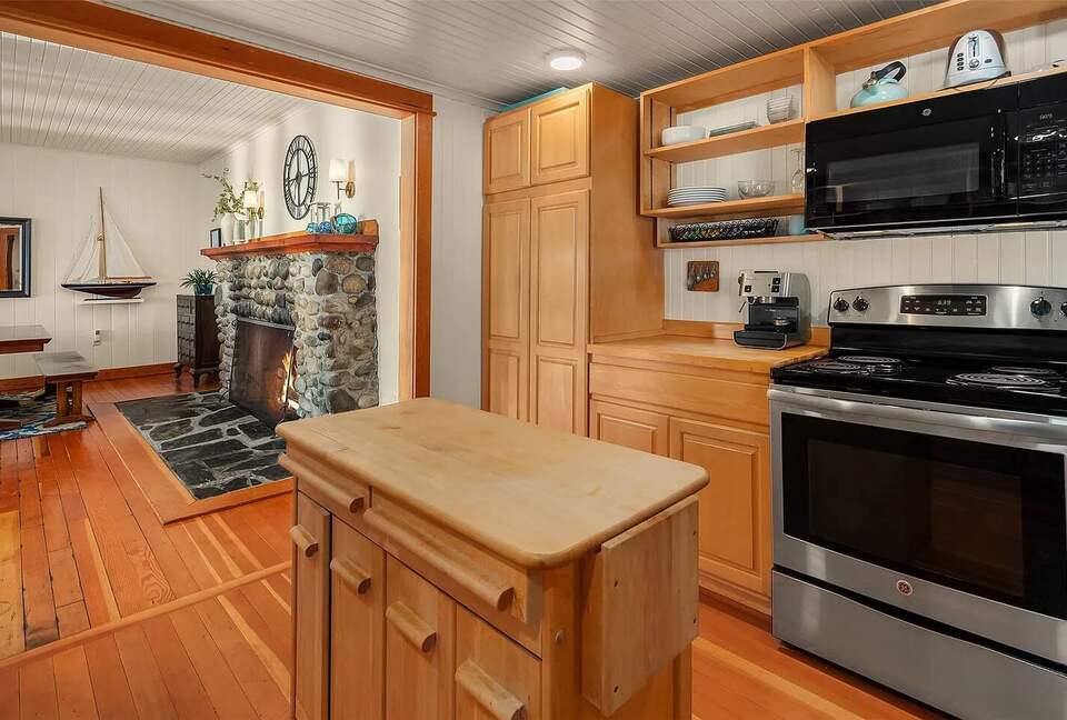 Fern Cove Waterfront Escape on Vashon Island - Vashon, Washington