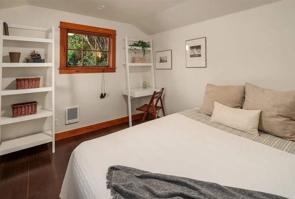 Fern Cove Waterfront Escape on Vashon Island - Vashon, Washington