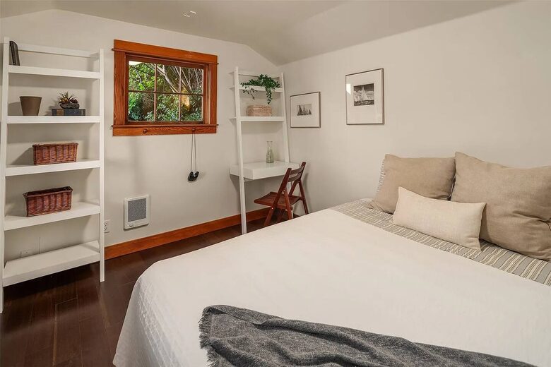 Fern Cove Waterfront Escape on Vashon Island - Vashon, Washington