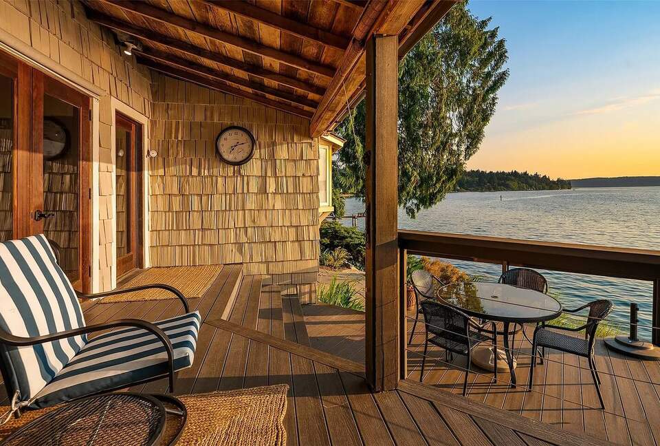 Fern Cove Waterfront Escape on Vashon Island - Vashon, Washington