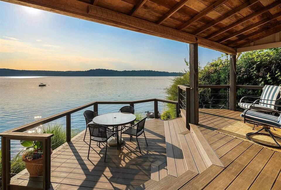 Fern Cove Waterfront Escape on Vashon Island - Vashon, Washington