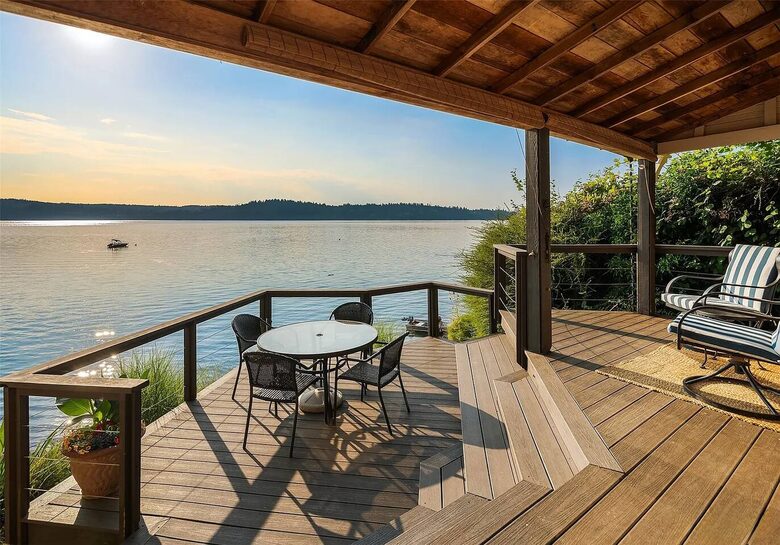 Fern Cove Waterfront Escape on Vashon Island - Vashon, Washington