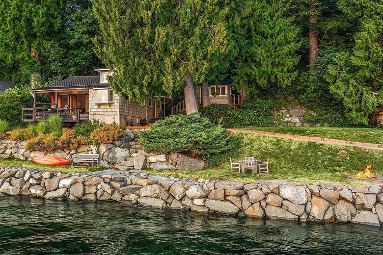 Fern Cove Waterfront Escape on Vashon Island - Vashon, Washington