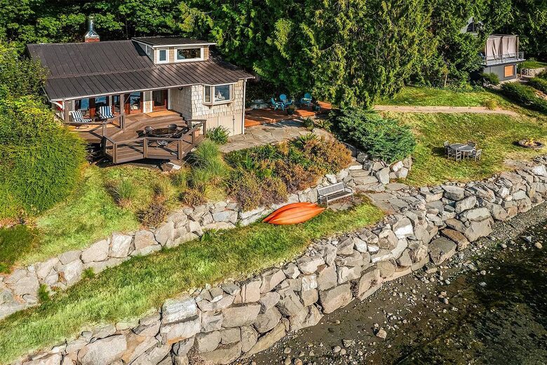 Fern Cove Waterfront Escape on Vashon Island - Vashon, Washington