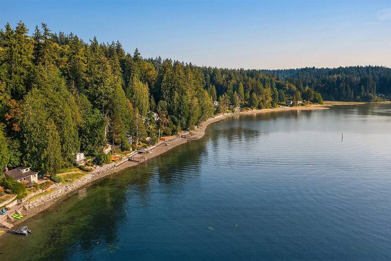 Fern Cove Waterfront Escape on Vashon Island - Vashon, Washington