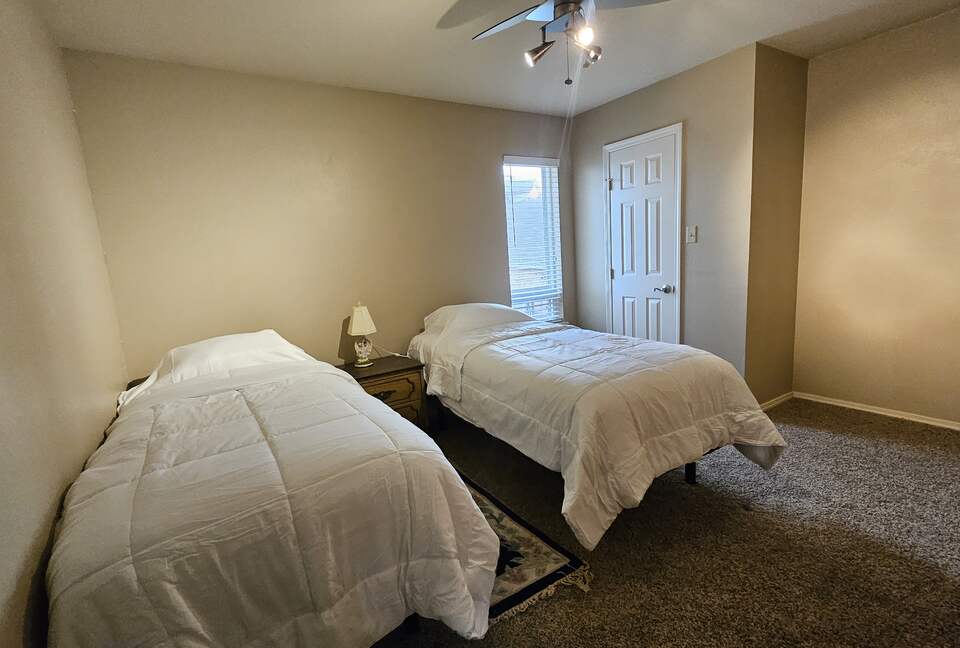 Relaxed Lake Texoma Home with Water Views - Kingston, Oklahoma