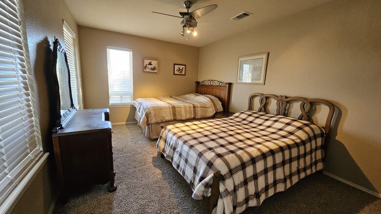 Relaxed Lake Texoma Home with Water Views - Kingston, Oklahoma