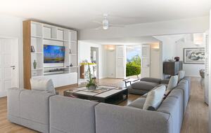 Villa Le Caprice | Timeless Oceanfront Elegance in Terres Basses - Lowlands, Saint Martin (French part)