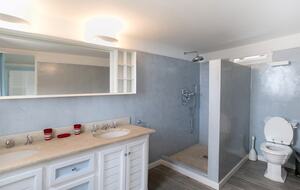 Villa Le Caprice | Timeless Oceanfront Elegance in Terres Basses - Lowlands, Saint Martin (French part)