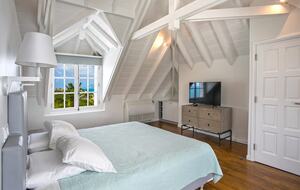 Villa Le Caprice | Timeless Oceanfront Elegance in Terres Basses - Lowlands, Saint Martin (French part)