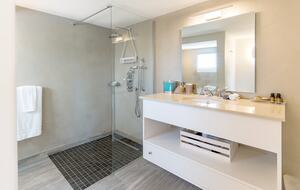 Villa Le Caprice | Timeless Oceanfront Elegance in Terres Basses - Lowlands, Saint Martin (French part)