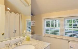 primary en suite bath