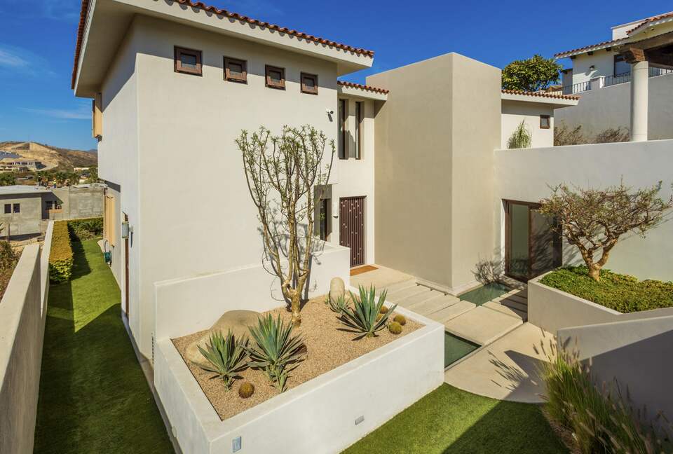 Sleek San José del Cabo Home with Ocean Views - San Jose del Cabo, Mexico