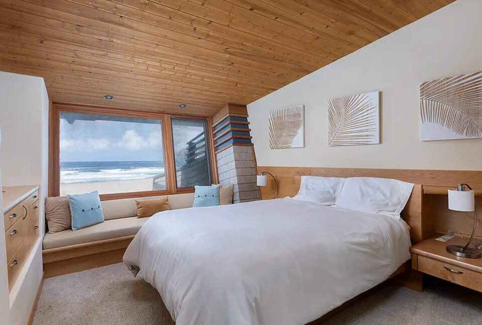 Direct Oceanfront Home Framing Haystack Rock - Pacific City, Oregon