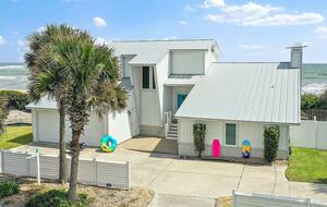 Modern Oceanfront Retreat on Ponte Vedra Beach - Jacksonville Beach, Florida
