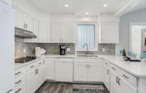 Modern Oceanfront Retreat on Ponte Vedra Beach - Jacksonville Beach, Florida