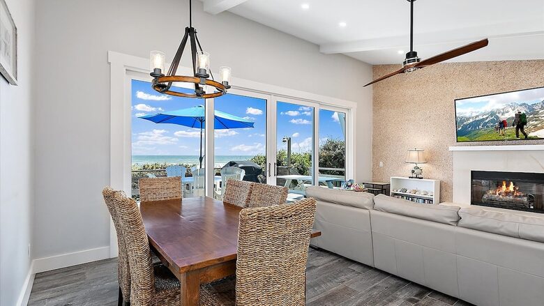 Modern Oceanfront Retreat on Ponte Vedra Beach - Jacksonville Beach, Florida