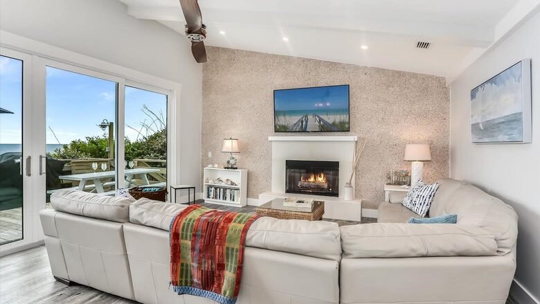 Modern Oceanfront Retreat on Ponte Vedra Beach - Jacksonville Beach, Florida