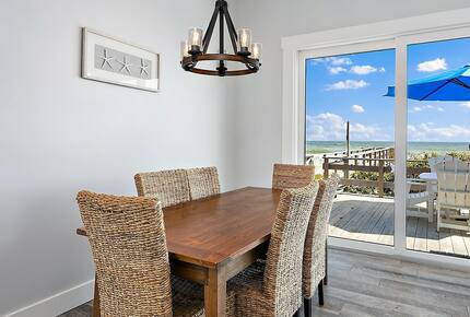 Modern Oceanfront Retreat on Ponte Vedra Beach - Jacksonville Beach, Florida