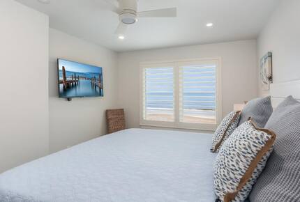 Modern Oceanfront Retreat on Ponte Vedra Beach - Jacksonville Beach, Florida