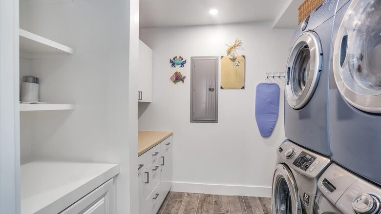 Modern Oceanfront Retreat on Ponte Vedra Beach - Jacksonville Beach, Florida