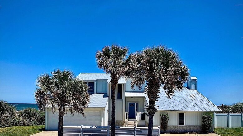 Modern Oceanfront Retreat on Ponte Vedra Beach - Jacksonville Beach, Florida