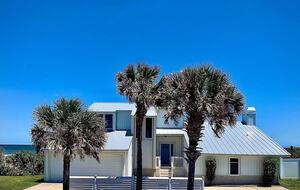 Modern Oceanfront Retreat on Ponte Vedra Beach - Jacksonville Beach, Florida