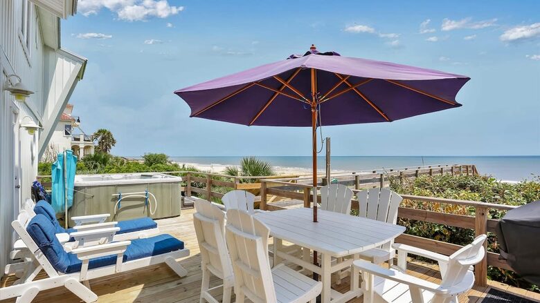 Modern Oceanfront Retreat on Ponte Vedra Beach - Jacksonville Beach, Florida