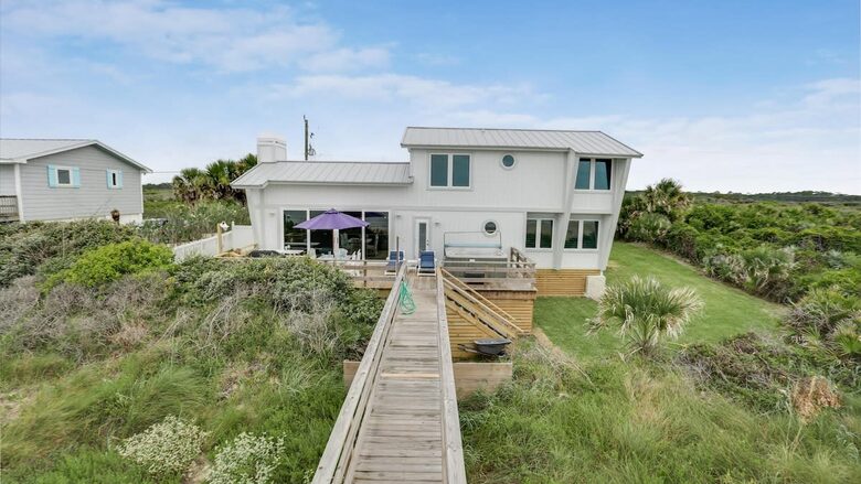 Modern Oceanfront Retreat on Ponte Vedra Beach - Jacksonville Beach, Florida