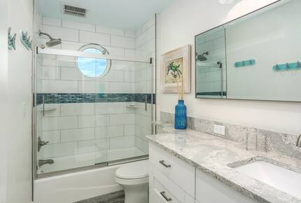 Modern Oceanfront Retreat on Ponte Vedra Beach - Jacksonville Beach, Florida