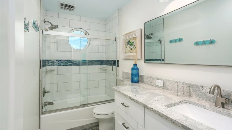 Modern Oceanfront Retreat on Ponte Vedra Beach - Jacksonville Beach, Florida