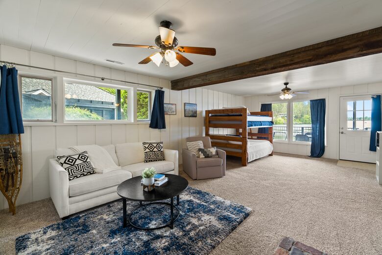 Private Lakefront Retreat on Liberty Lake - Liberty Lake, Washington