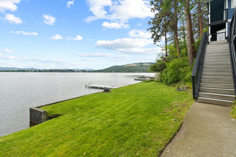 Private Lakefront Retreat on Liberty Lake - Liberty Lake, Washington