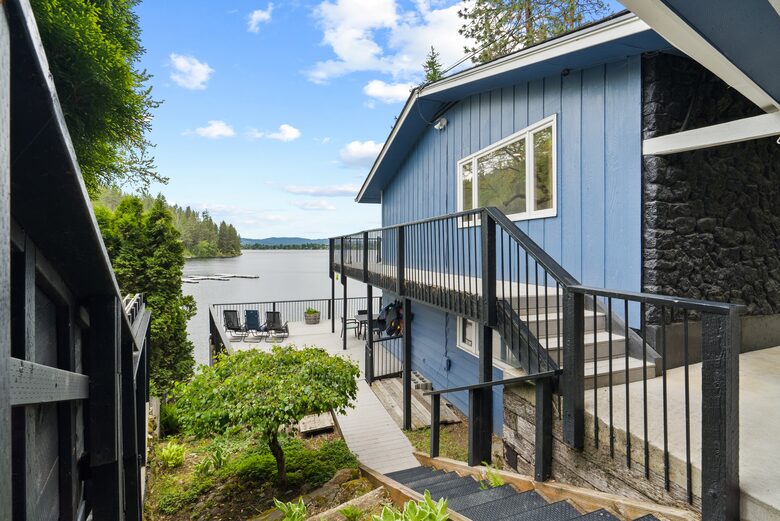 Private Lakefront Retreat on Liberty Lake - Liberty Lake, Washington