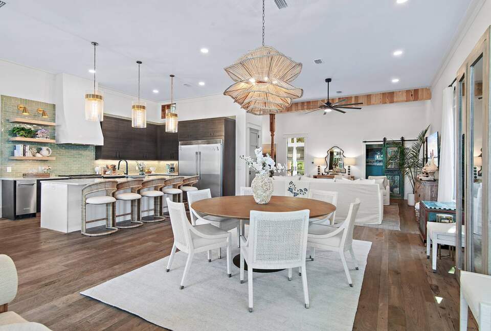 Luxury Lake-to-Beach Home in the Heart of Seagrove Beach - Santa Rosa Beach, Florida