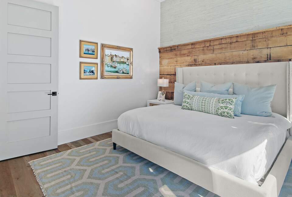 Luxury Lake-to-Beach Home in the Heart of Seagrove Beach - Santa Rosa Beach, Florida