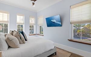 Luxury Lake-to-Beach Home in the Heart of Seagrove Beach - Santa Rosa Beach, Florida