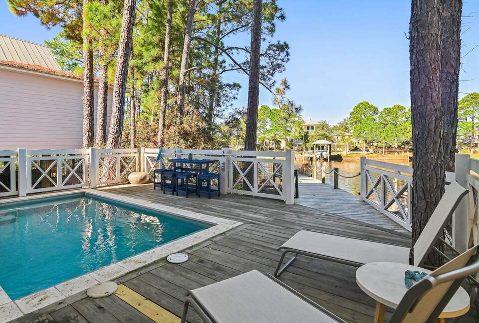 Luxury Lake-to-Beach Home in the Heart of Seagrove Beach - Santa Rosa Beach, Florida