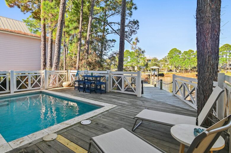 Luxury Lake-to-Beach Home in the Heart of Seagrove Beach - Santa Rosa Beach, Florida
