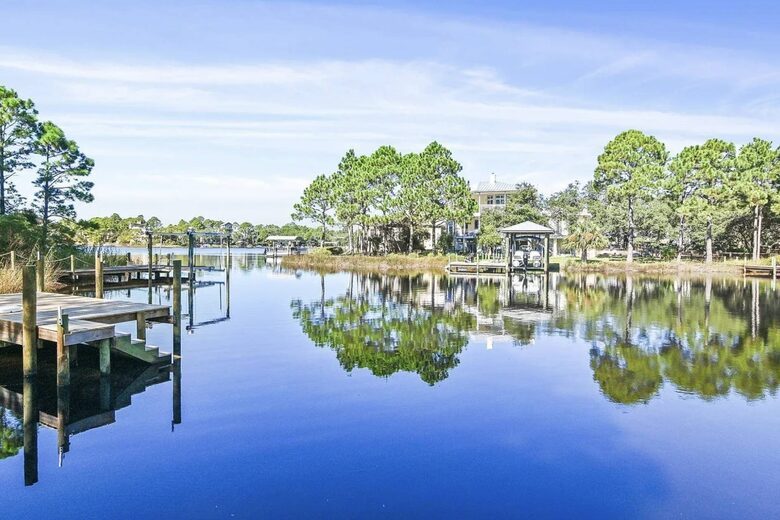 Luxury Lake-to-Beach Home in the Heart of Seagrove Beach - Santa Rosa Beach, Florida