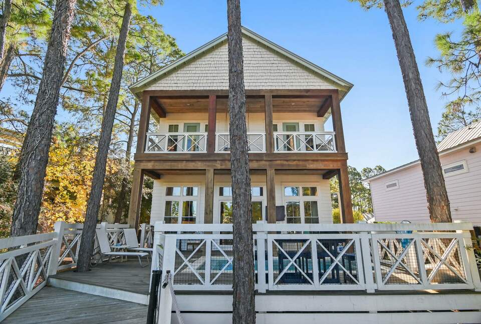 Luxury Lake-to-Beach Home in the Heart of Seagrove Beach - Santa Rosa Beach, Florida