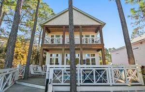 Luxury Lake-to-Beach Home in the Heart of Seagrove Beach - Santa Rosa Beach, Florida