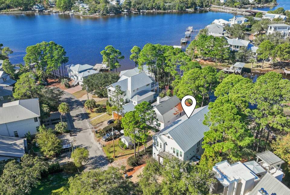 Luxury Lake-to-Beach Home in the Heart of Seagrove Beach - Santa Rosa Beach, Florida